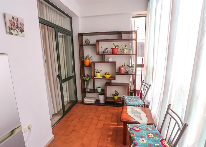 Apartamento Views - Comfy & Spacious Tirana